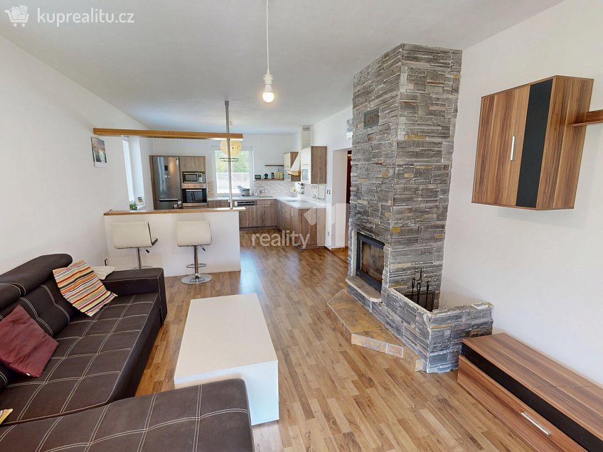 Prodej  rodinného domu 110 m^2 Ústrašín, Ústrašín 