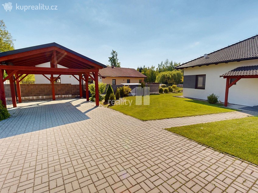 Prodej  rodinného domu 110 m^2 Ústrašín, Ústrašín 