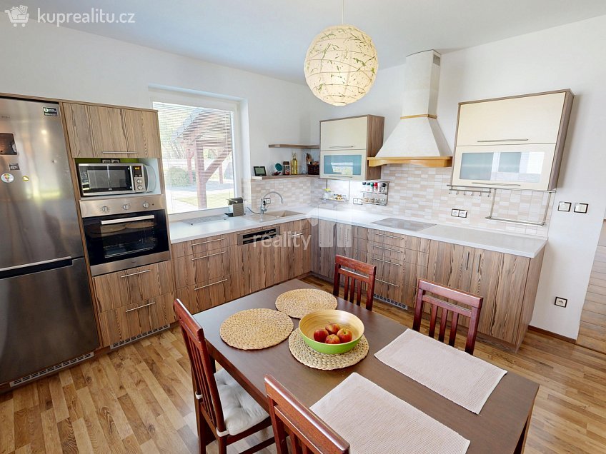 Prodej  rodinného domu 110 m^2 Ústrašín, Ústrašín 