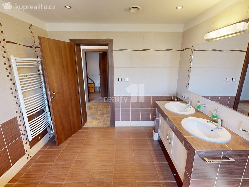 Prodej  rodinného domu 110 m^2 Ústrašín, Ústrašín 