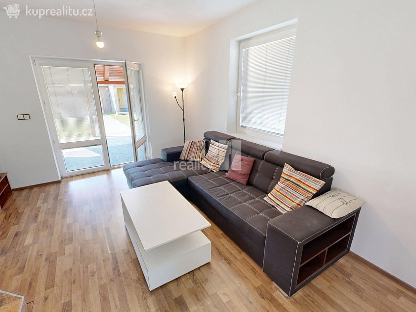 Prodej  rodinného domu 110 m^2 Ústrašín, Ústrašín 