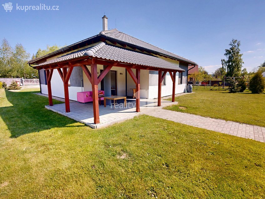 Prodej  rodinného domu 110 m^2 Ústrašín, Ústrašín 