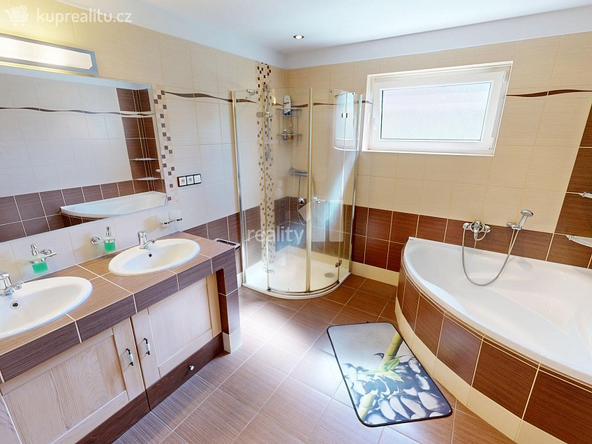 Prodej  rodinného domu 110 m^2 Ústrašín, Ústrašín 