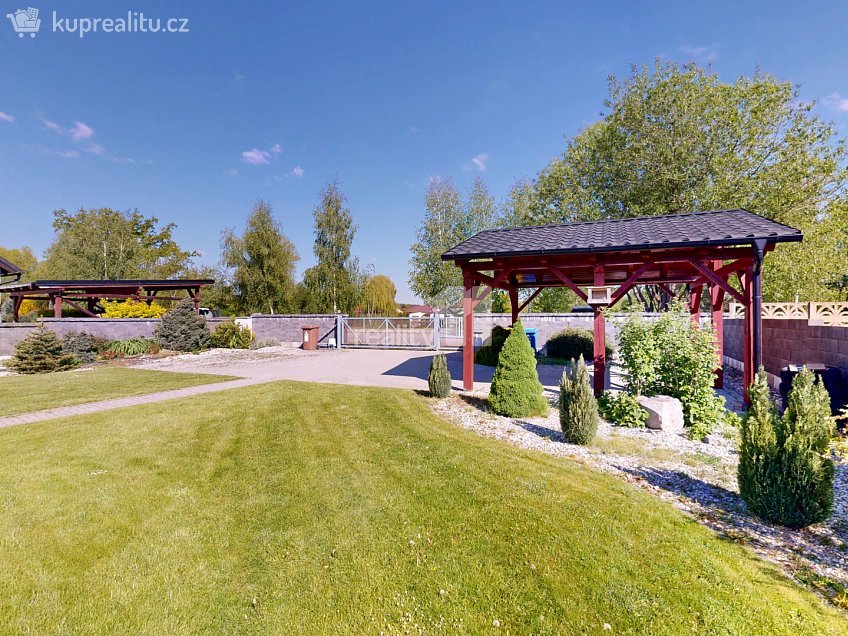 Prodej  rodinného domu 110 m^2 Ústrašín, Ústrašín 