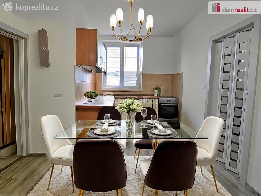 Prodej bytu 3+1 72 m^2 Sídliště, Lysá nad Labem 