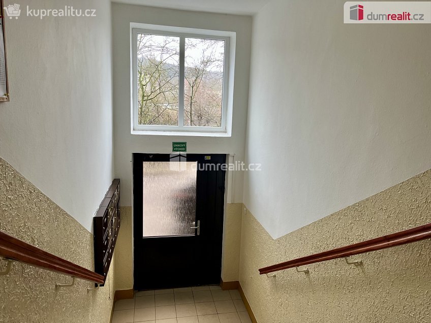 Pronájem bytu 3+1 73 m^2 Šmeralova, Karlovy Vary 