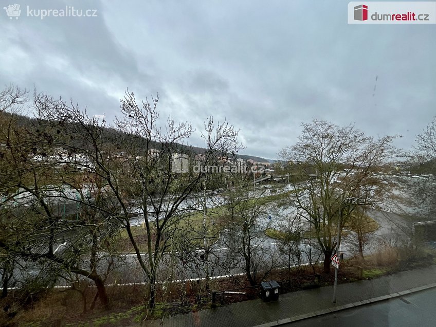 Pronájem bytu 3+1 73 m^2 Šmeralova, Karlovy Vary 