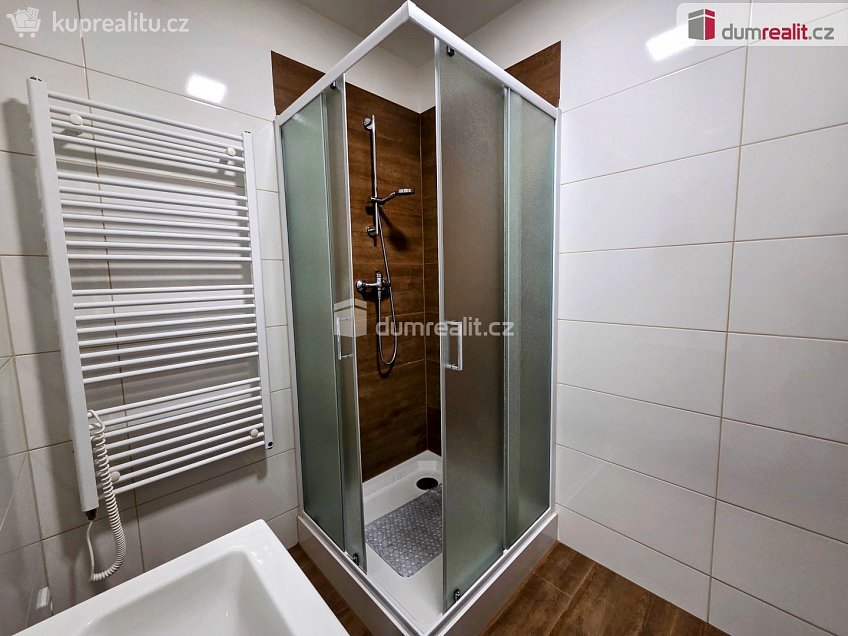 Pronájem bytu 2+kk 38 m^2 Svatoplukova, Veselí nad Moravou 