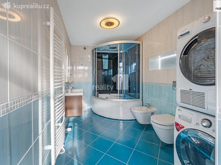 Prodej  rodinného domu 516 m^2 Dráchov, Dráchov 