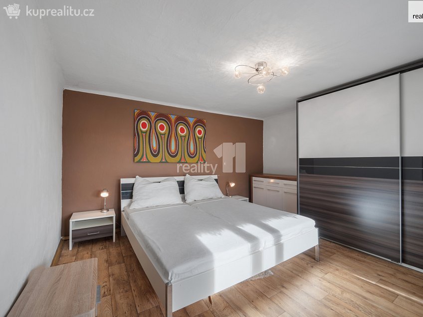 Prodej  rodinného domu 516 m^2 Dráchov, Dráchov 