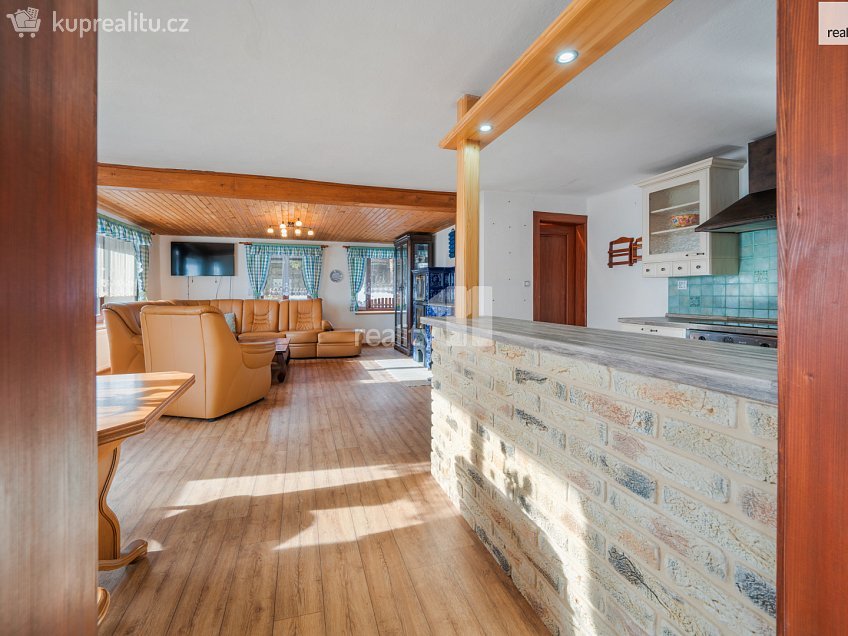 Prodej  rodinného domu 516 m^2 Dráchov, Dráchov 