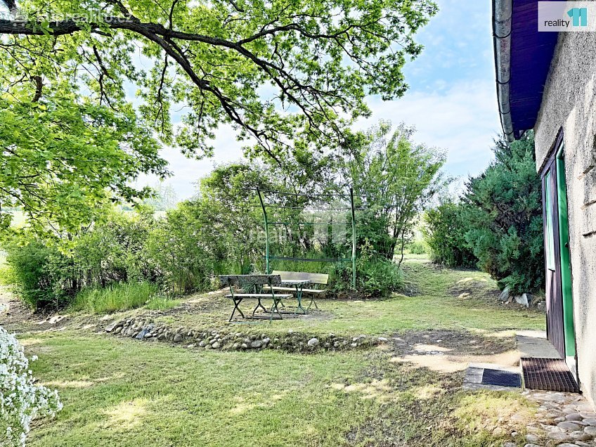 Prodej  chaty 51 m^2 Pňovany, Pňovany 