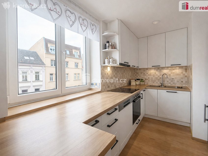 Pronájem bytu 3+kk 58 m^2 Masarykova, Ústí nad Labem 