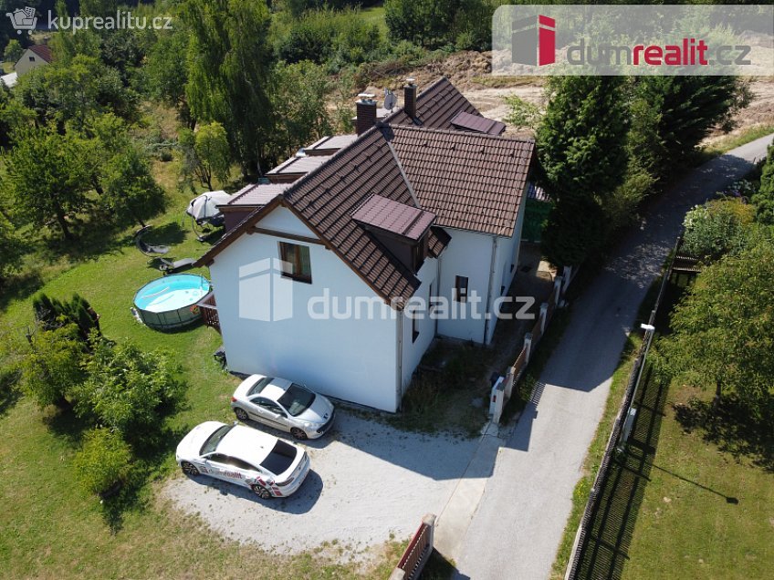 Prodej  rodinného domu 334 m^2 Zlatá Koruna, Zlatá Koruna 