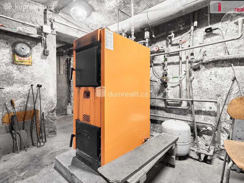 Prodej  rodinného domu 500 m^2 Poštovní, Kadaň 