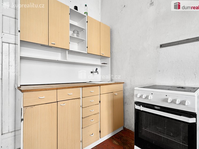 Prodej  rodinného domu 500 m^2 Poštovní, Kadaň 