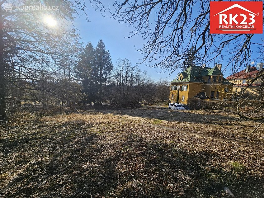 Prodej  stavebního pozemku 3377 m^2 Zeyerova, Mariánské Lázně 