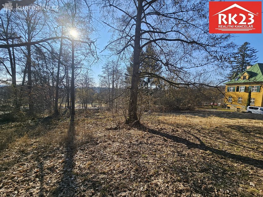 Prodej  stavebního pozemku 3377 m^2 Zeyerova, Mariánské Lázně 