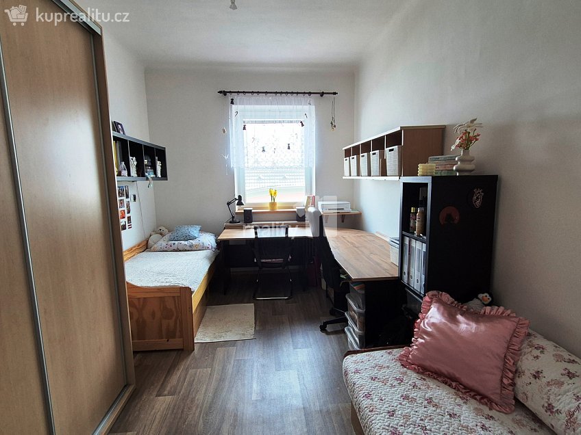 Prodej bytu 3+1 94 m^2 Slavíkova, Hodonín 