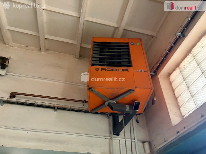 Pronájem  skladu 130 m^2 Husova, Podivín 