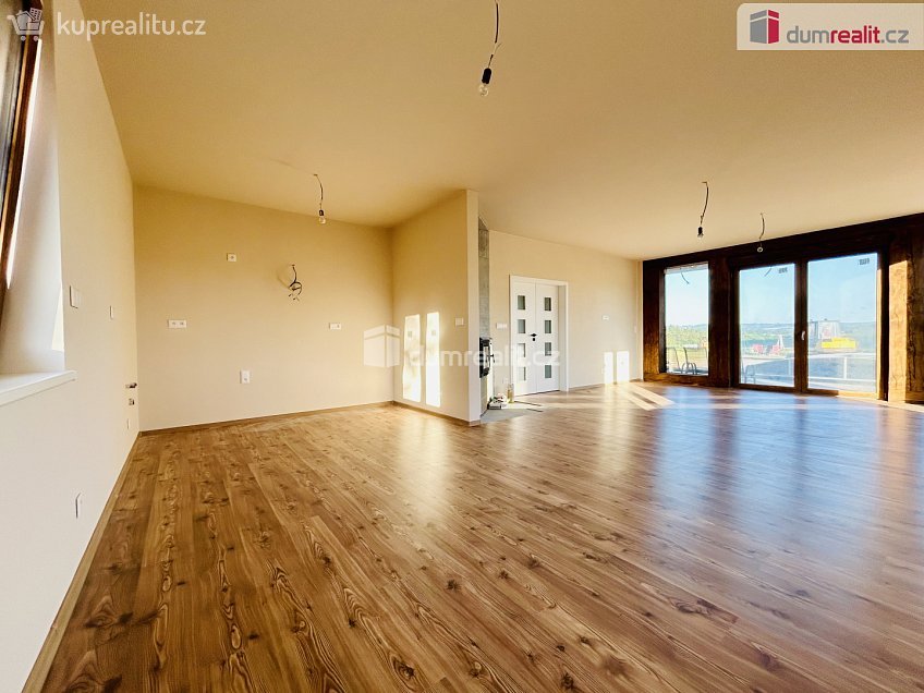 Prodej  rodinného domu 120 m^2 Zvěstov, Zvěstov 