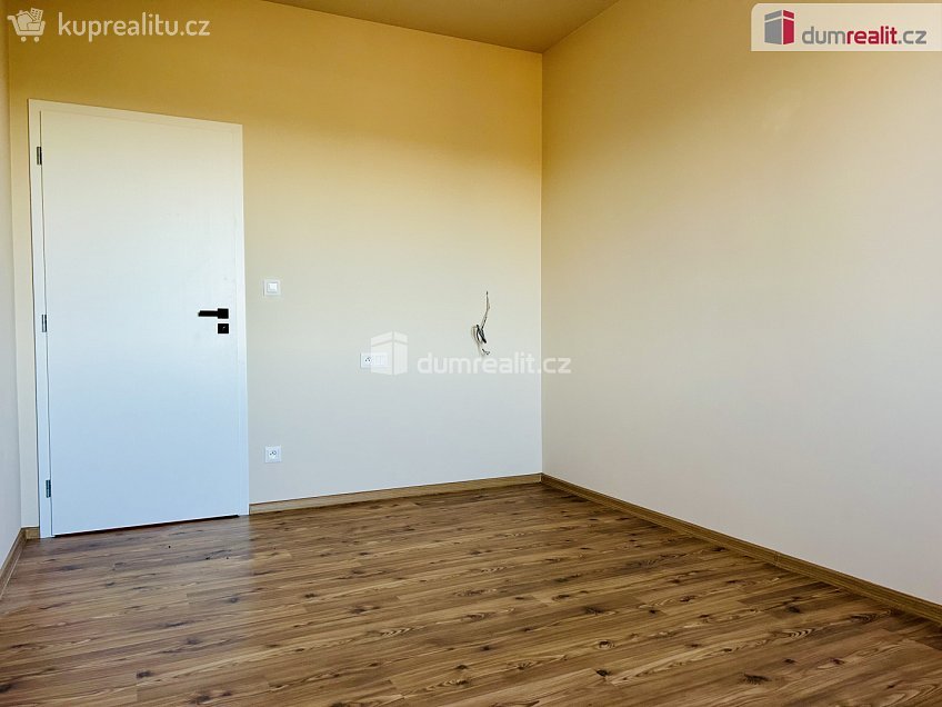 Prodej  rodinného domu 120 m^2 Zvěstov, Zvěstov 