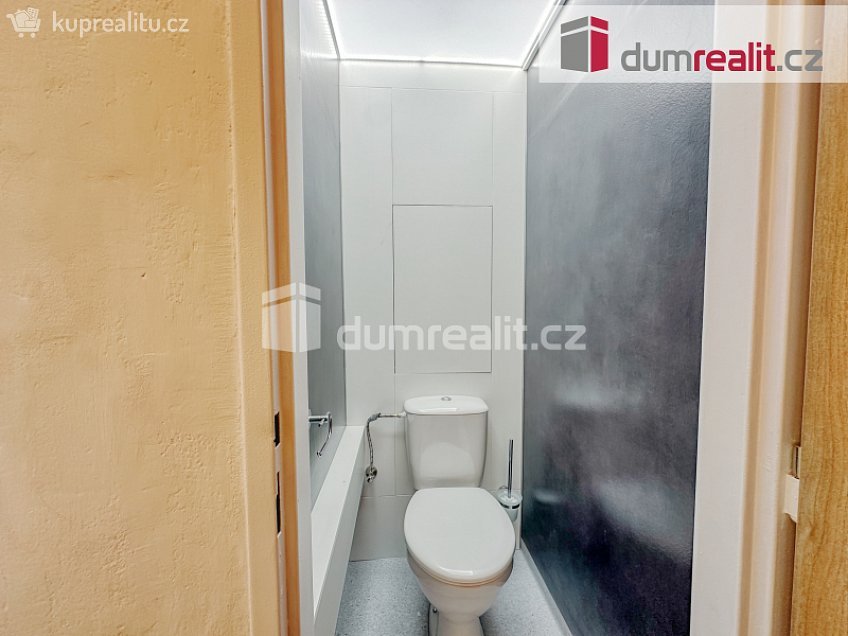 Pronájem bytu 3+1 73 m^2 Dukelských hrdinů, Ústí nad Labem 