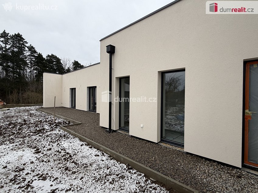 Prodej  rodinného domu 160 m^2 Mořina, Mořina 