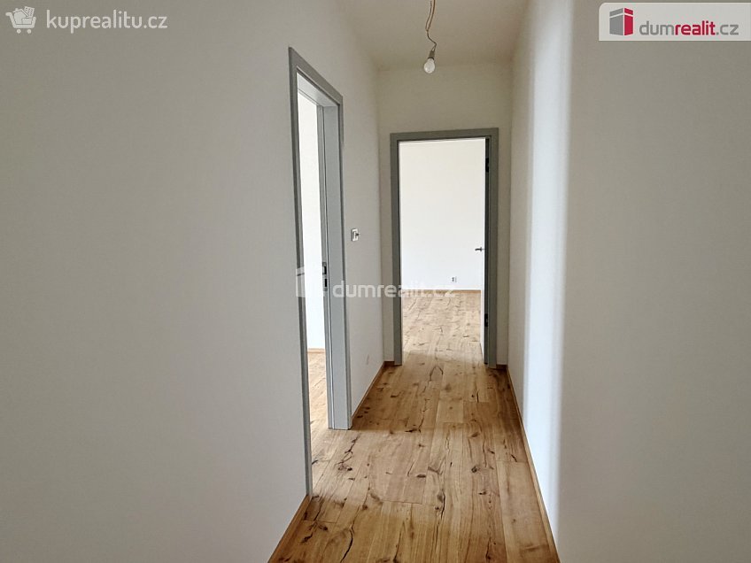 Prodej  rodinného domu 160 m^2 Mořina, Mořina 