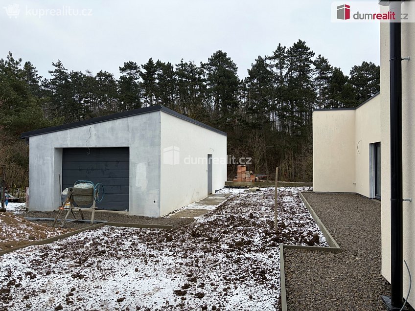 Prodej  rodinného domu 160 m^2 Mořina, Mořina 