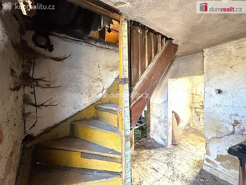 Prodej  rodinného domu 100 m^2 Hornická, Chlum Svaté Maří 