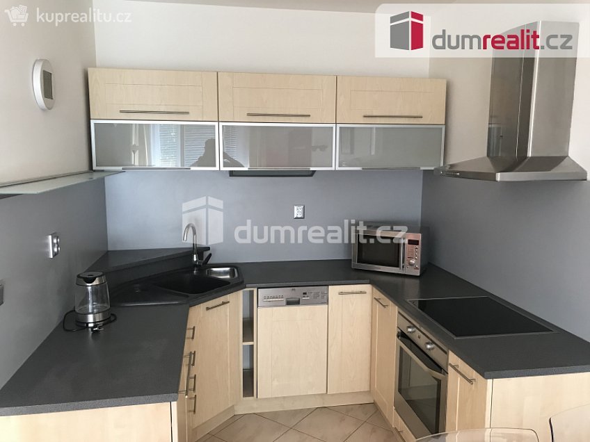 Pronájem bytu 2+kk 42 m^2 Holubí, Praha-Suchdol 