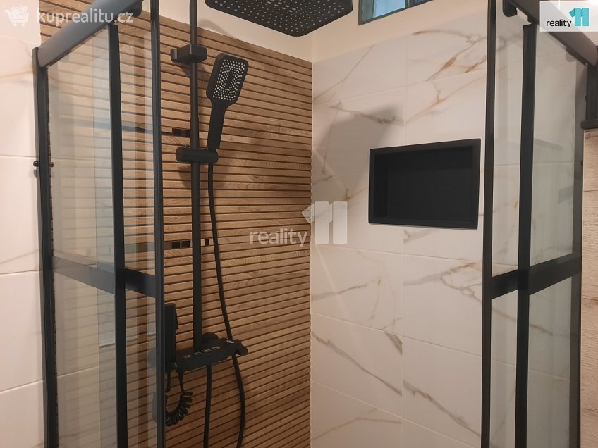 Pronájem bytu 1+kk 30 m^2 Svojsíkova, Nový Bor 