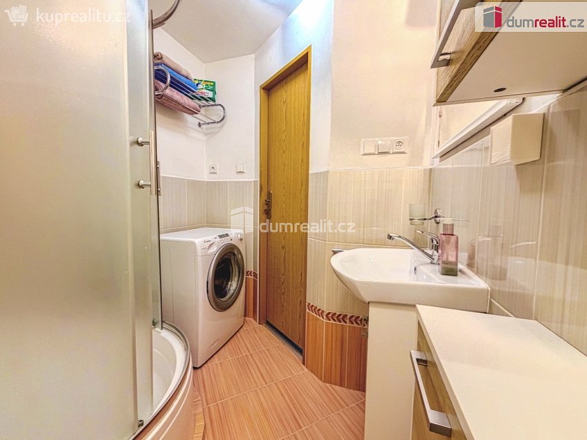 Prodej bytu 2+kk 40 m^2 Ježkova, Ústí nad Labem 