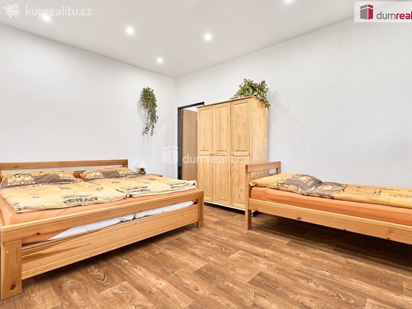 Prodej  vily 286 m^2 Chelčického, Chlum u Třeboně 