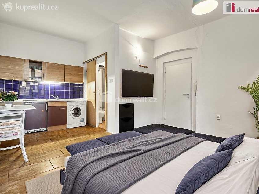 Pronájem bytu 1+kk 21 m^2 Emy Destinové, Ústí nad Labem 