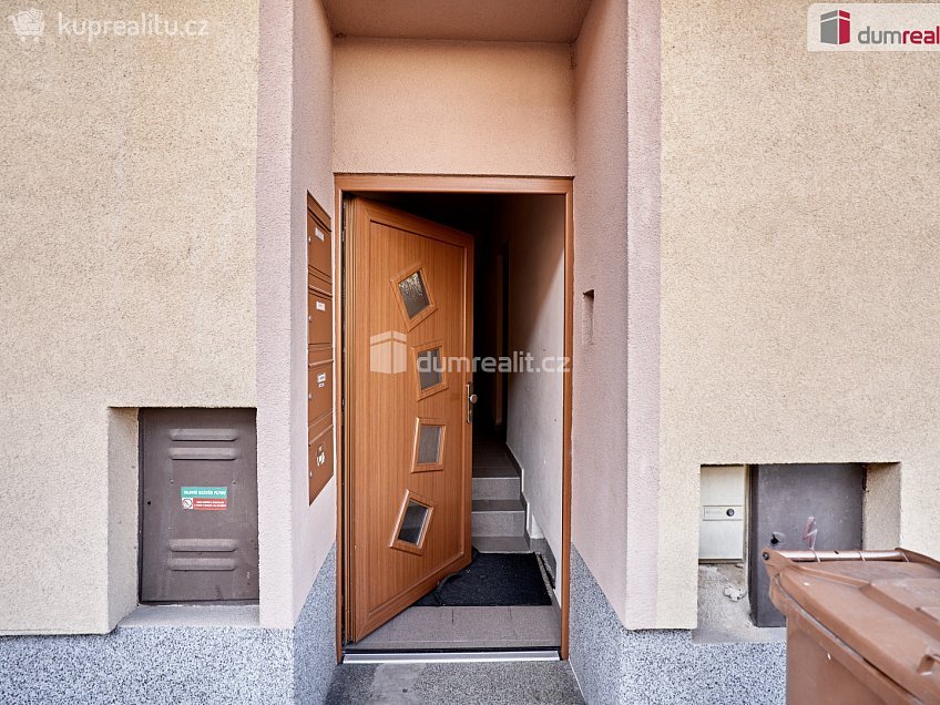 Pronájem bytu 1+kk 21 m^2 Emy Destinové, Ústí nad Labem 