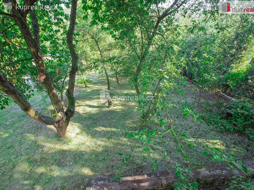 Pronájem  chaty 18 m^2 Libušín, Libušín 