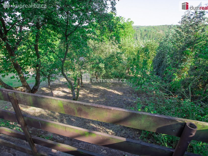 Pronájem  chaty 18 m^2 Libušín, Libušín 