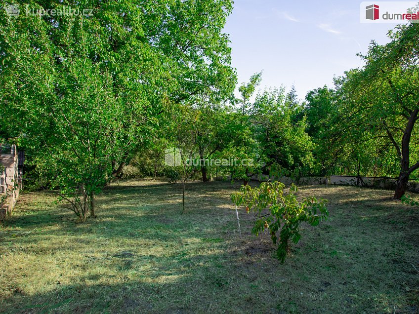 Pronájem  chaty 18 m^2 Libušín, Libušín 