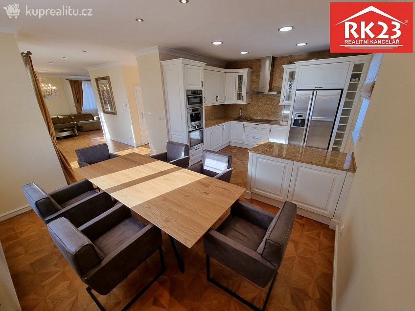 Prodej bytu 3+kk 165 m^2 Bezejmenná 725, Mariánské Lázně 