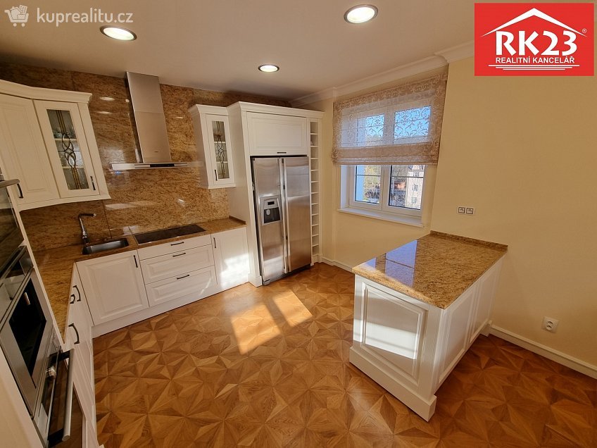 Prodej bytu 3+kk 165 m^2 Bezejmenná 725, Mariánské Lázně 