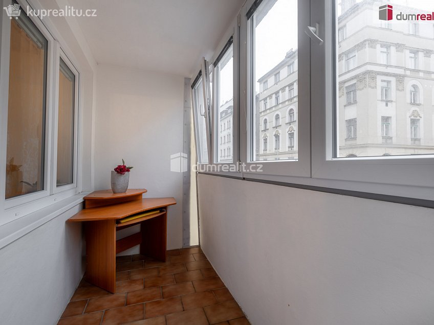 Prodej bytu 3+1 81 m^2 Žitomírská, Praha 10 