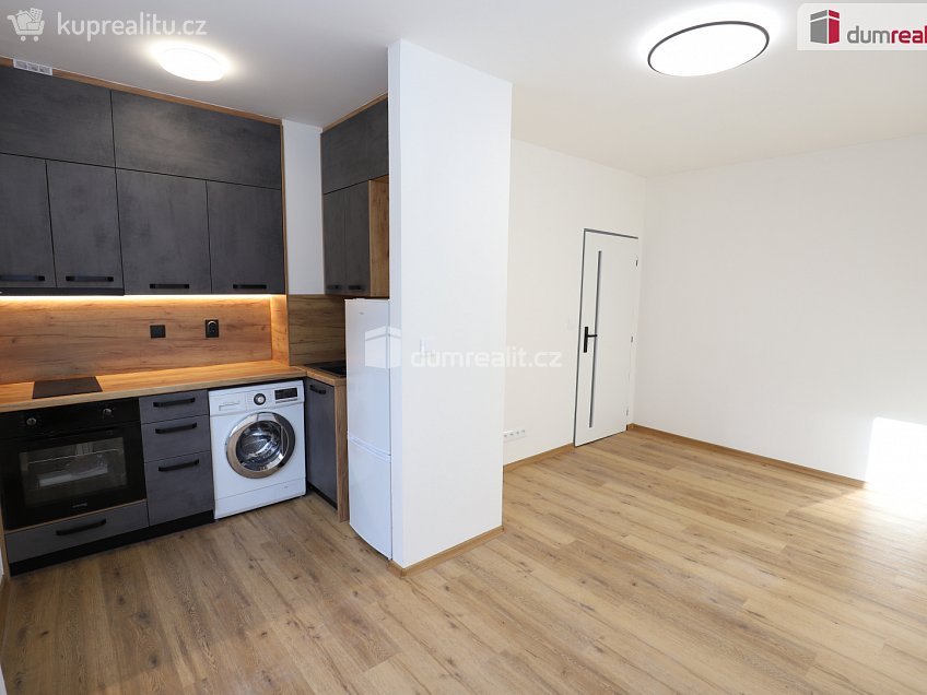 Prodej bytu 1+kk 23 m^2 Pohraniční stráže, Kraslice 