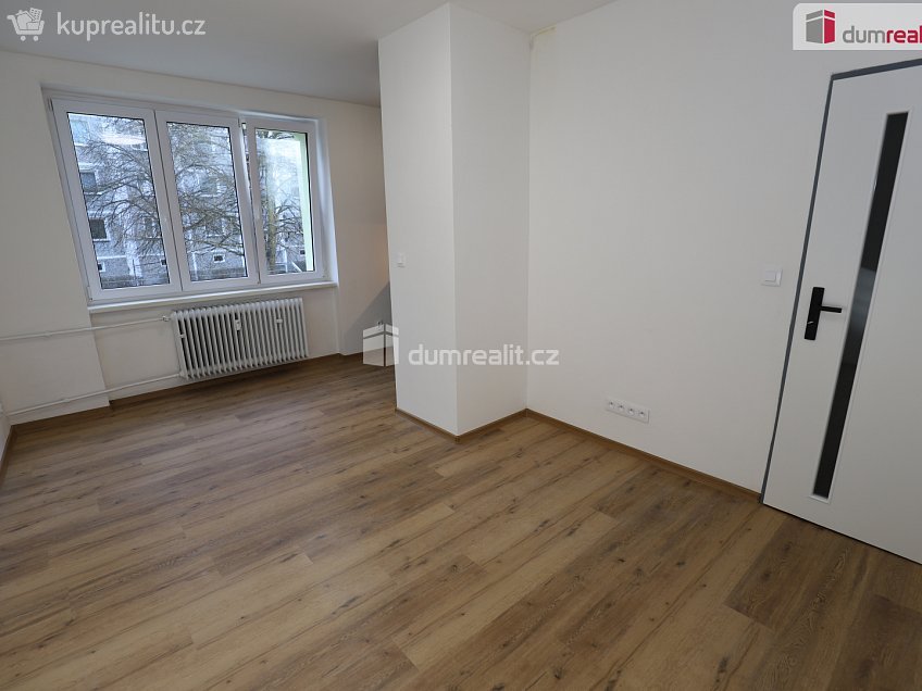 Prodej bytu 1+kk 23 m^2 Pohraniční stráže, Kraslice 