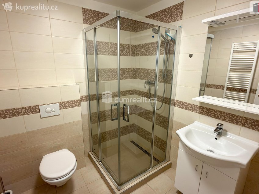 Pronájem bytu 2+kk 50 m^2 Ke Hřbitovu, Kolín 