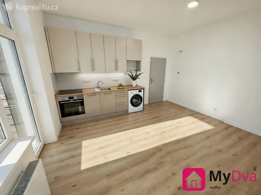 Pronájem bytu 1+1 33 m^2 Sv. Čecha, Třebíč 