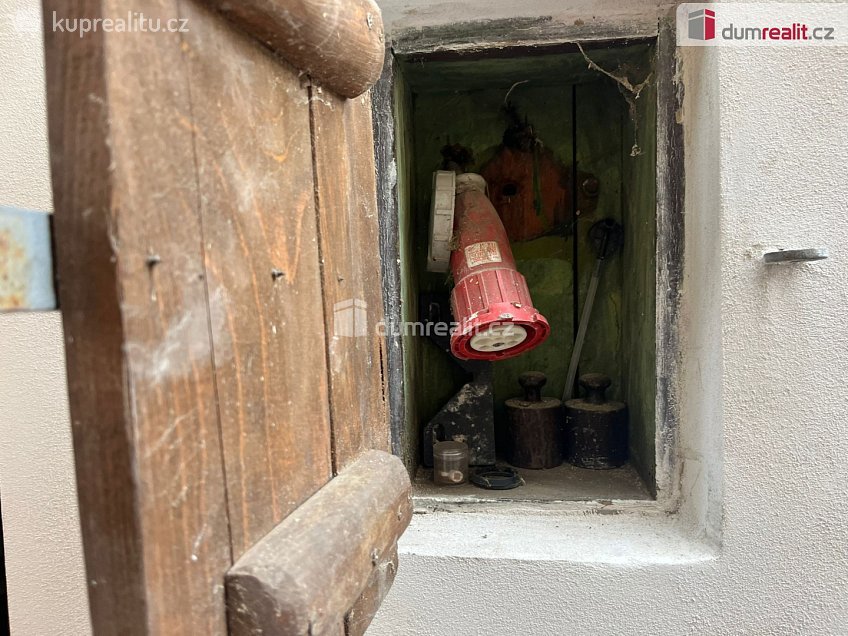 Prodej  rodinného domu 236 m^2 Blíževedly, Blíževedly 