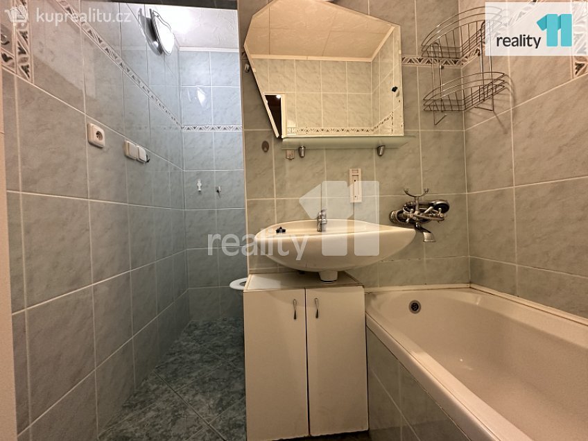 Pronájem bytu 2+kk 45 m^2 Kunratická, Česká Lípa 