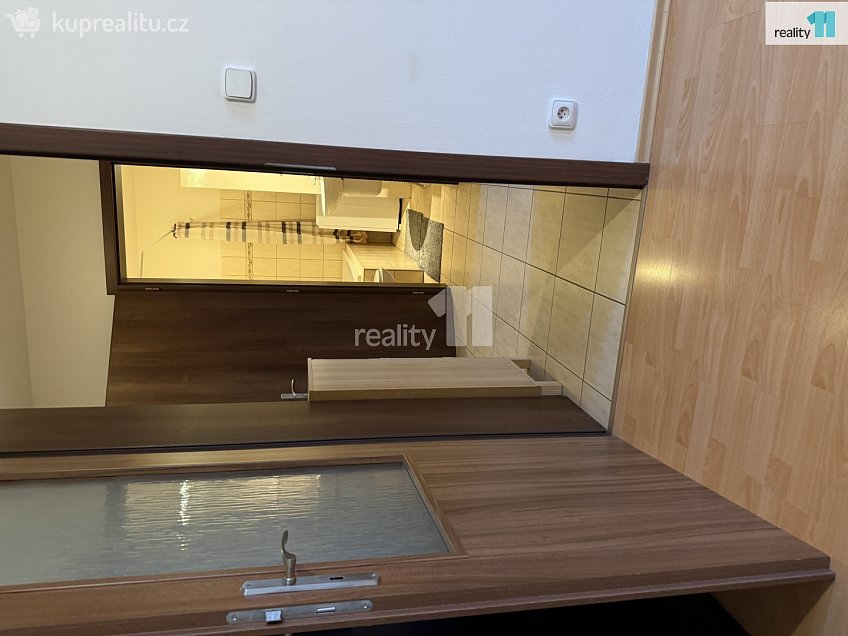 Pronájem bytu 2+kk 49 m^2 Chelčického, Kolín 